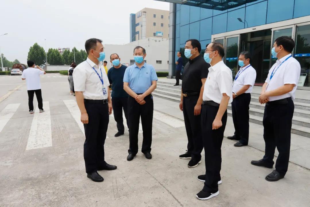 鄭州市安全生產雙重預防體系建設現場觀摩會在花花牛乳業集團鄭州分公司召開