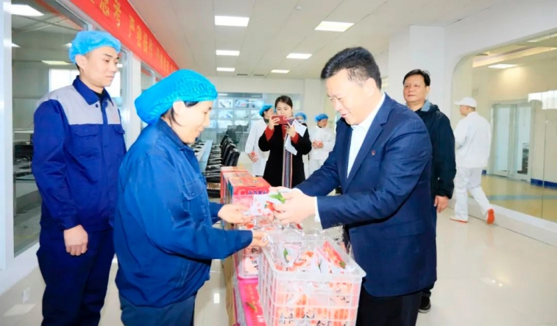新春慰問送關懷——集團黨委書記、董事長慰問春節期間堅守崗位的一線職工