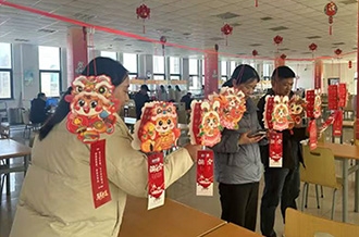 花燈映初心 謎趣聚合力 ——花花牛乳業(yè)集團(tuán)元宵喜樂(lè)會(huì)圓滿(mǎn)舉行